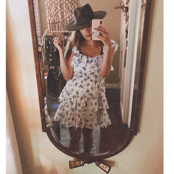 LoveShackFancy Dresses & Skirts - NWT LoveShackFancy x Target Amalie Tiered Dress S